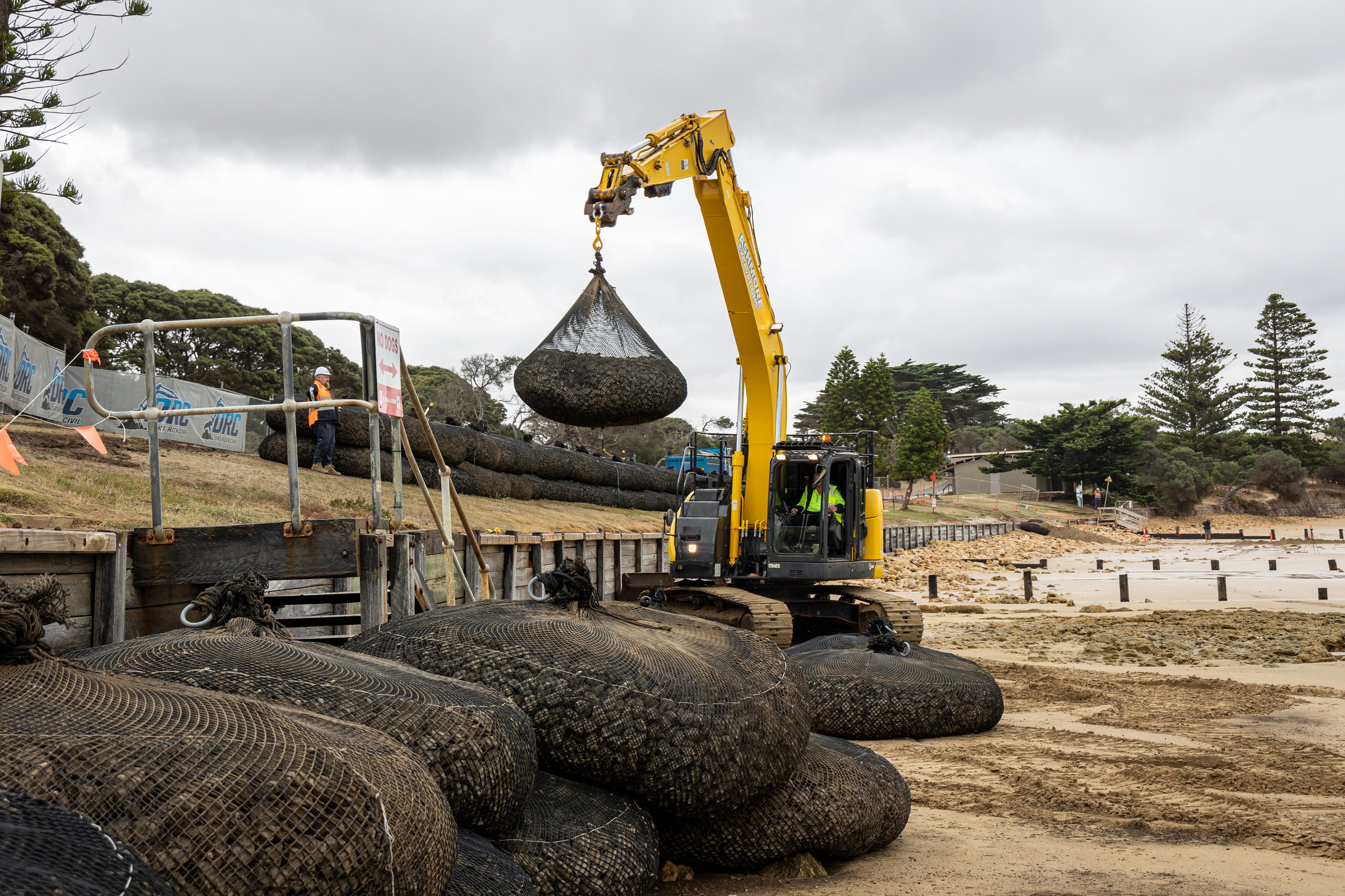 coastal erosion, sand dune protection, rock bags, gabion basket, reno mattress, scour protection, silt control, retaining wall, environmental protection